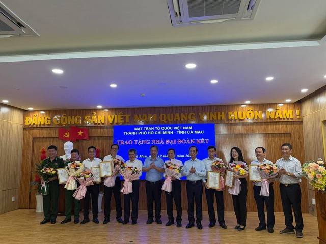 Kh&aacute;nh th&agrave;nh hai cầu d&acirc;n sinh tại Thới B&igrave;nh: Tăng cường kết nối, g&oacute;p phần bảo đảm an sinh x&atilde; hội - Ảnh 4.