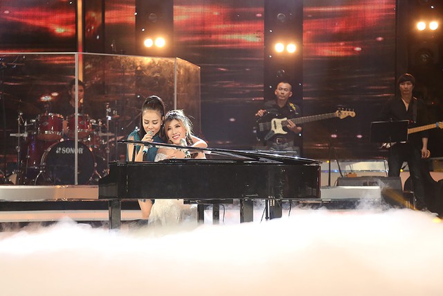 Mỹ nhân Việt khiến netizen Trung choáng váng: Lá ngọc cành vàng nhà ngoại giao, gia thế - tài năng tiểu thuyết cũng không dám viết- Ảnh 4. Mỹ nhân Việt khiến netizen Trung choáng váng: Lá ngọc cành vàng nhà ngoại giao, gia thế - tài năng tiểu thuyết cũng không dám viết- Ảnh 4.