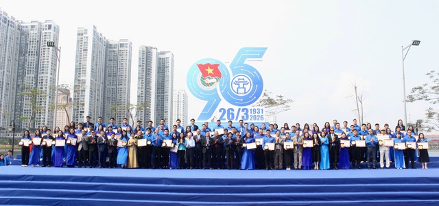 Tuổi trẻ Thủ đ&ocirc; b&ugrave;ng nổ &ldquo;Kh&aacute;t vọng&rdquo; trong lễ kỷ niệm 95 năm th&agrave;nh lập Đo&agrave;n - Ảnh 2.