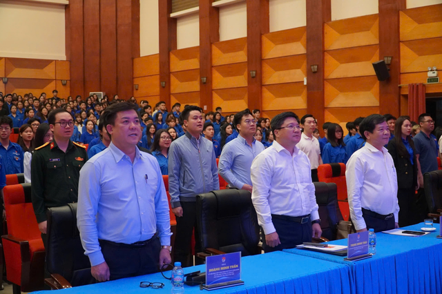 Lễ kỷ niệm 95 năm Ng&agrave;y th&agrave;nh lập Đo&agrave;n TNCS Hồ Ch&iacute; Minh v&agrave; Chương tr&igrave;nh đối thoại giữa Đảng ủy Học viện Thanh thiếu ni&ecirc;n Việt Nam v&agrave; c&aacute;n bộ đo&agrave;n, đảng vi&ecirc;n chi bộ sinh vi&ecirc;n - Ảnh 1.