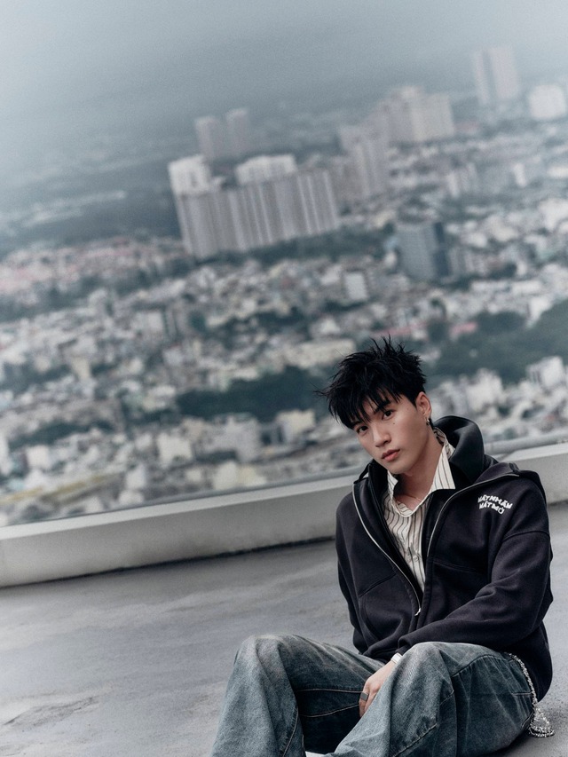 HIEUTHUHAI đ&atilde; bị "bao v&acirc;y" - Ảnh 3.