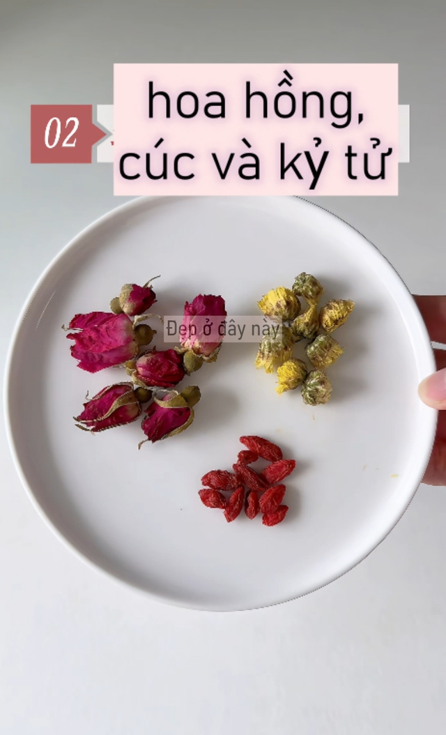 Uống tr&agrave; hoa hồng đ&uacute;ng c&aacute;ch, 2 tuần sau t&ocirc;i nhận thấy l&agrave;n da kh&aacute;c hẳn - Ảnh 4.