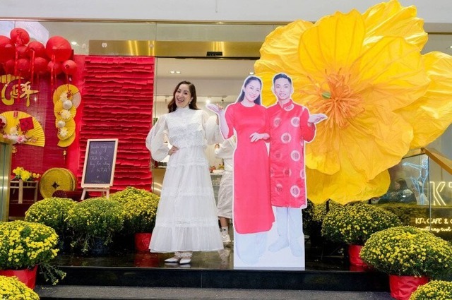 Nh&agrave; ri&ecirc;ng trăm tỷ của Phan Hiển - Kh&aacute;nh Thi: Rộng 800m&sup2; nằm s&aacute;t mặt đường lớn, o&aacute;ch đến nỗi ai đi ngang cũng ngo&aacute;i nh&igrave;n- Ảnh 4.