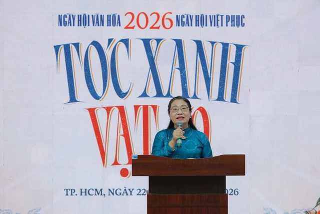 Ng&agrave;y hội Việt phục &ldquo;t&oacute;c xanh vạt &aacute;o&rdquo; lần VI: người trẻ tiếp nối d&ograve;ng chảy văn h&oacute;a Việt - Ảnh 1.