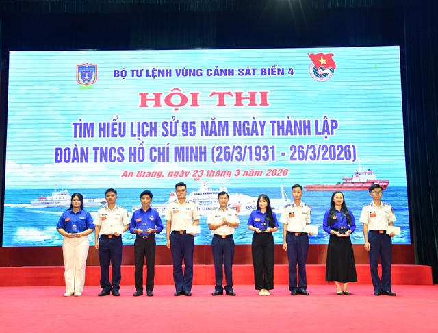Tuổi trẻ Bộ tư lệnh V&ugrave;ng cảnh s&aacute;t biển 4: S&ocirc;i nổi hội thi &ldquo;95 năm rạng rỡ t&ecirc;n Đo&agrave;n&rdquo;  - Ảnh 4.