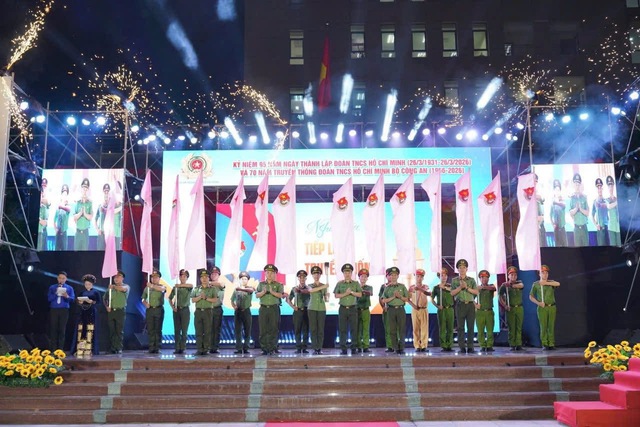 Tuổi trẻ C&ocirc;ng an TP. Hồ Ch&iacute; Minh: Bản lĩnh, s&aacute;ng tạo, tiếp bước h&agrave;nh tr&igrave;nh &ldquo;Tiếp lửa truyền thống&rdquo; - Ảnh 4.