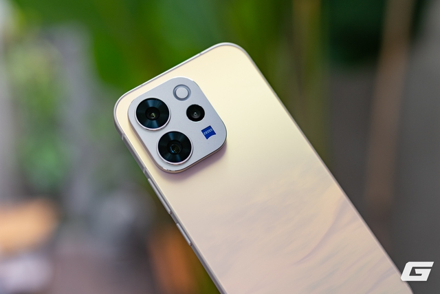 Cận cảnh bộ đ&ocirc;i vivo V70 v&agrave; V70 FE: Điện thoại kết hợp c&ugrave;ng với POP MART c&oacute; g&igrave; khiến giới trẻ phải t&ograve; m&ograve;- Ảnh 15.