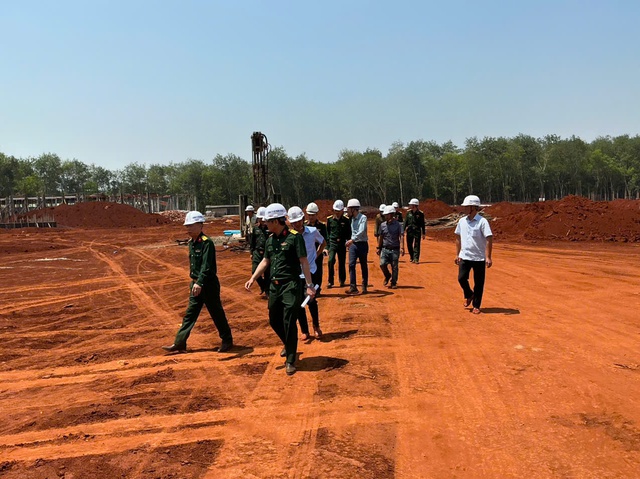 Lan tỏa sức trẻ 319 tr&ecirc;n những c&ocirc;ng tr&igrave;nh nơi bi&ecirc;n giới - Ảnh 5.