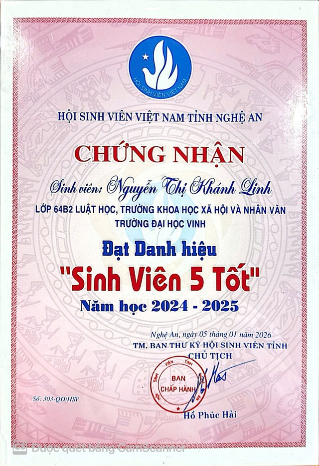 Nguyễn Thị Kh&aacute;nh Linh - Nữ sinh xuất sắc Trường Đại học Vinh: &ldquo;Y&ecirc;u Đảng v&agrave; y&ecirc;u Đo&agrave;n bằng việc l&agrave;m thiết thực&rdquo;  - Ảnh 3.