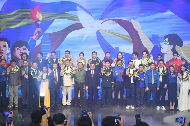 Lễ trao Giải thưởng Gương mặt trẻ Việt Nam ti&ecirc;u biểu năm 2025 - Ảnh 3.