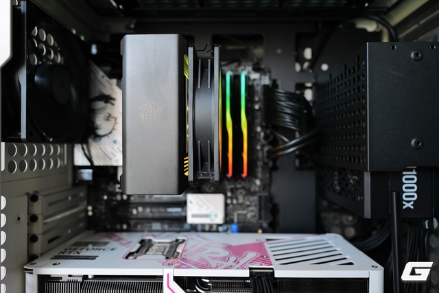 Trên tay Hyper 212 3DHP Black ARGB: Tản khí “quốc dân” tái xuất với kiến trúc tản nhiệt 3D - Ảnh 1.