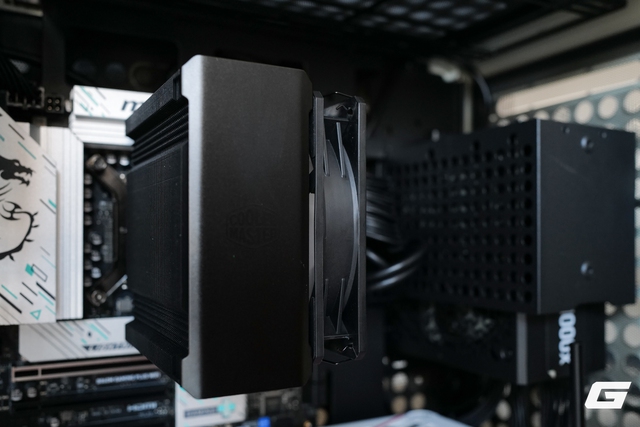 Trên tay Hyper 212 3DHP Black ARGB: Tản khí “quốc dân” tái xuất với kiến trúc tản nhiệt 3D - Ảnh 9.