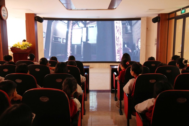 Đầu xuân tham dự Khai mạc chuyên đề "Thưởng lãm Châu phê - Lưu dấu Mộc bản" triều Nguyễn tại Hà Nội - Ảnh 4.