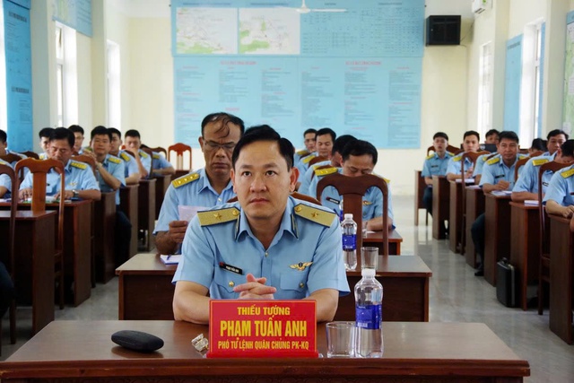 Trung đo&agrave;n 929 tổ chức th&agrave;nh c&ocirc;ng ban bay c&aacute;n bộ năm 2026 - Ảnh 1.