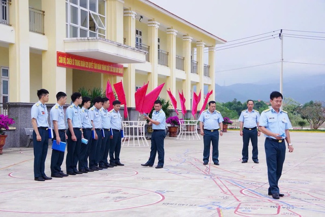 Trung đo&agrave;n 929 tổ chức th&agrave;nh c&ocirc;ng ban bay c&aacute;n bộ năm 2026 - Ảnh 5.