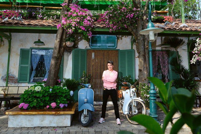 Qu&aacute;n cafe của &ocirc;ng ho&agrave;ng nhạc Việt đ&igrave;nh đ&aacute;m một thời "thất thủ" khi mở lại sau 5 ng&agrave;y đ&oacute;ng cửa - Ảnh 3.