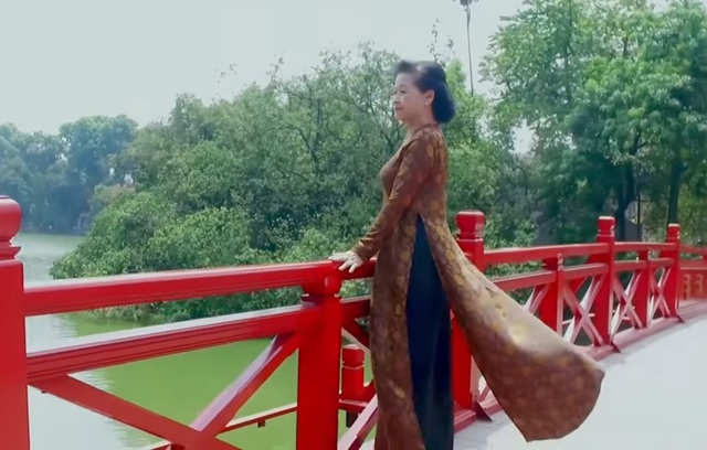 NSƯT Hồng V&acirc;n: "T&ocirc;i mong ước cứ mỗi năm chị Kh&aacute;nh Ly về Việt Nam một lần" - Ảnh 2.