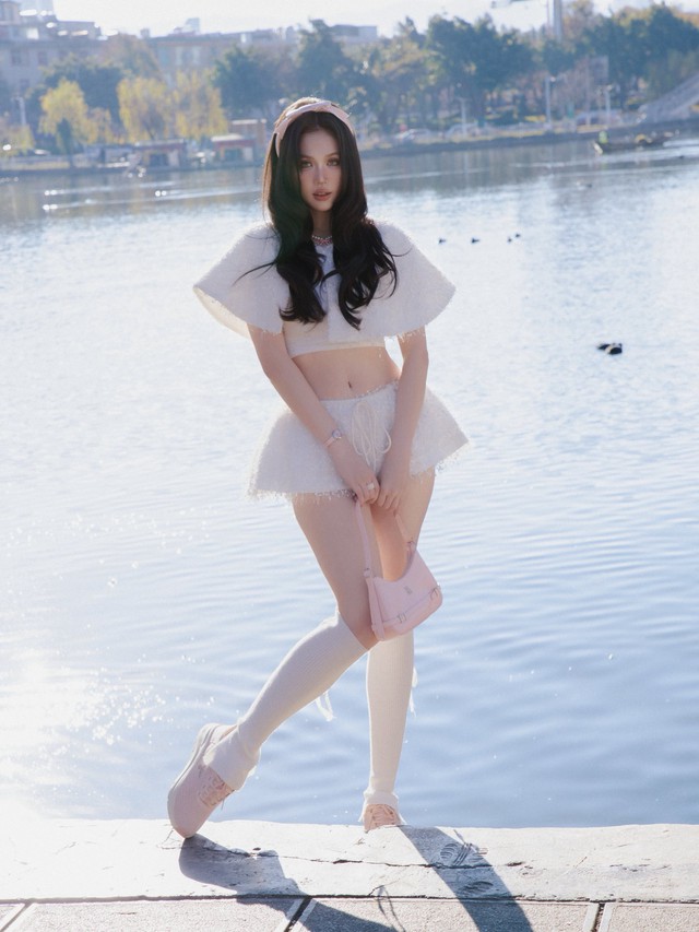 "Nữ ho&agrave;ng nội y" từng khiến đại gia gốc Việt U80 si m&ecirc;, giờ vẫn lẻ b&oacute;ng trong biệt thự 50 tỷ - Ảnh 11.