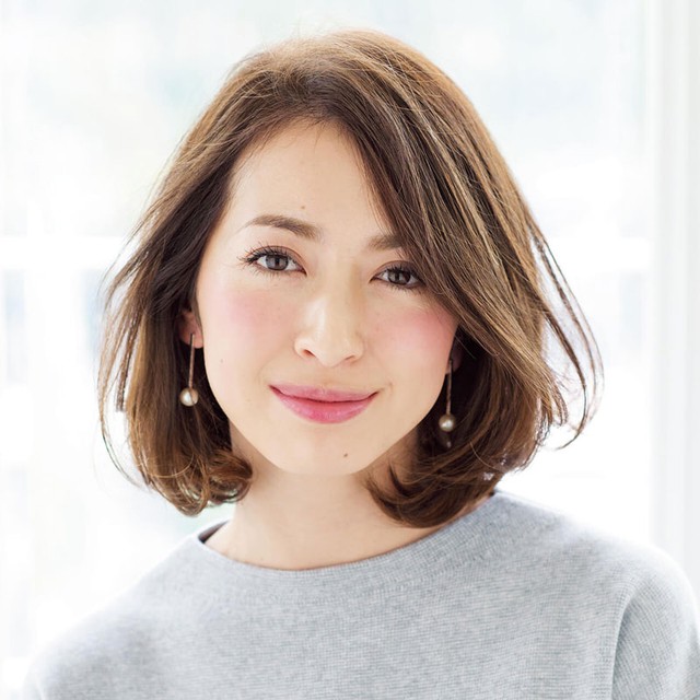 Phụ nữ 40+ c&oacute; n&ecirc;n cắt t&oacute;c layer? Chuy&ecirc;n gia tạo mẫu n&oacute;i g&igrave; - Ảnh 3.