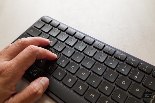 Đ&aacute;nh gi&aacute; bộ đ&ocirc;i ph&iacute;m chuột si&ecirc;u mỏng của Satechi: Gọn nhẹ, ho&agrave;n thiện tốt, hợp cho người chuẩn bị mua MacBook Neo - Ảnh 10.