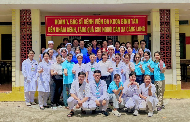 H&agrave;nh tr&igrave;nh nh&acirc;n &aacute;i: Bệnh viện Đa khoa B&igrave;nh T&acirc;n mang niềm vui sức khỏe đến với người d&acirc;n C&agrave;ng Long, Vĩnh Long - Ảnh 5.
