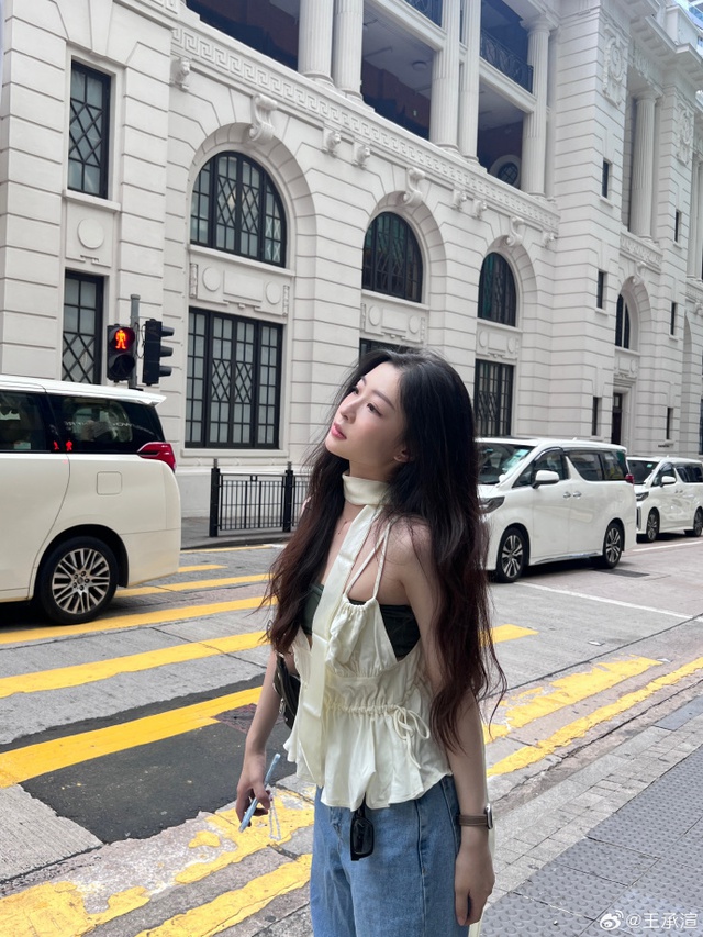 Hoa khôi showbiz xinh như ánh dương bị đình chỉ toàn bộ hoạt động, nay được bắt gặp tìm việc pha chế cafe - Ảnh 6.
