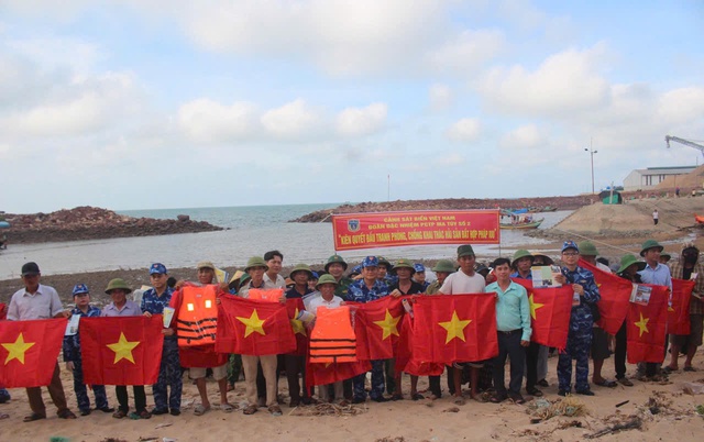 Dấu ấn Th&aacute;ng Thanh ni&ecirc;n 2026: Tuổi trẻ Cảnh s&aacute;t biển xung k&iacute;ch nơi đầu s&oacute;ng - Ảnh 10.