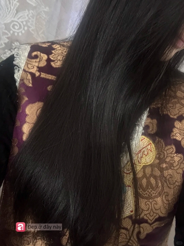 T&ocirc;i từng nghĩ phải d&ugrave;ng dầu xả đắt tiền mới c&oacute; t&oacute;c mềm mượt, cho đến khi thử c&ocirc;ng thức 2 nguy&ecirc;n liệu n&agrave;y- Ảnh 4.