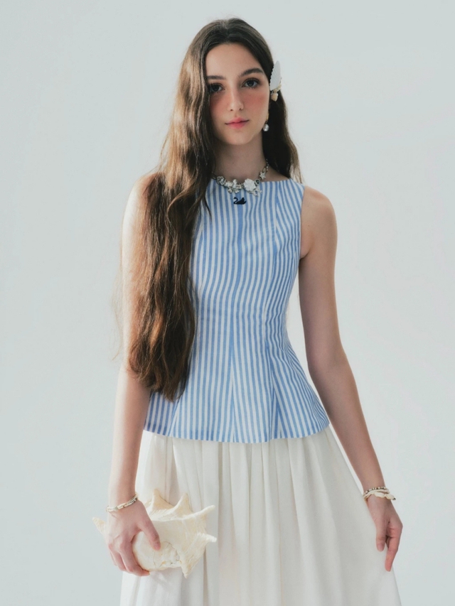 Xanh nhạt – gam màu “nhẹ tênh” nhưng mặc lên là sang: 4 công thức đi làm chuẩn thanh lịch - Ảnh 6.