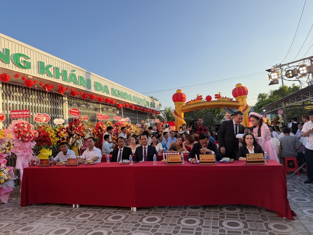 Khai trương Ph&ograve;ng kh&aacute;m Đa khoa Huyện Sử: Cột mốc mới cho y tế tuyến cơ sở v&agrave; m&oacute;n qu&agrave; &ldquo;tầm so&aacute;t ung thư 0 đồng&rdquo; cho người d&acirc;n C&agrave; Mau - Ảnh 5.