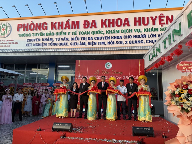 Khai trương Ph&ograve;ng kh&aacute;m Đa khoa Huyện Sử: Cột mốc mới cho y tế tuyến cơ sở v&agrave; m&oacute;n qu&agrave; &ldquo;tầm so&aacute;t ung thư 0 đồng&rdquo; cho người d&acirc;n C&agrave; Mau - Ảnh 3.