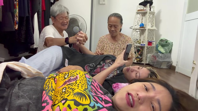 Nữ NSƯT l&agrave; mẹ đơn th&acirc;n gi&agrave;u c&oacute; tuy&ecirc;n bố: "Kh&ocirc;ng l&agrave;m ăn bu&ocirc;n b&aacute;n g&igrave; hết"- Ảnh 1.