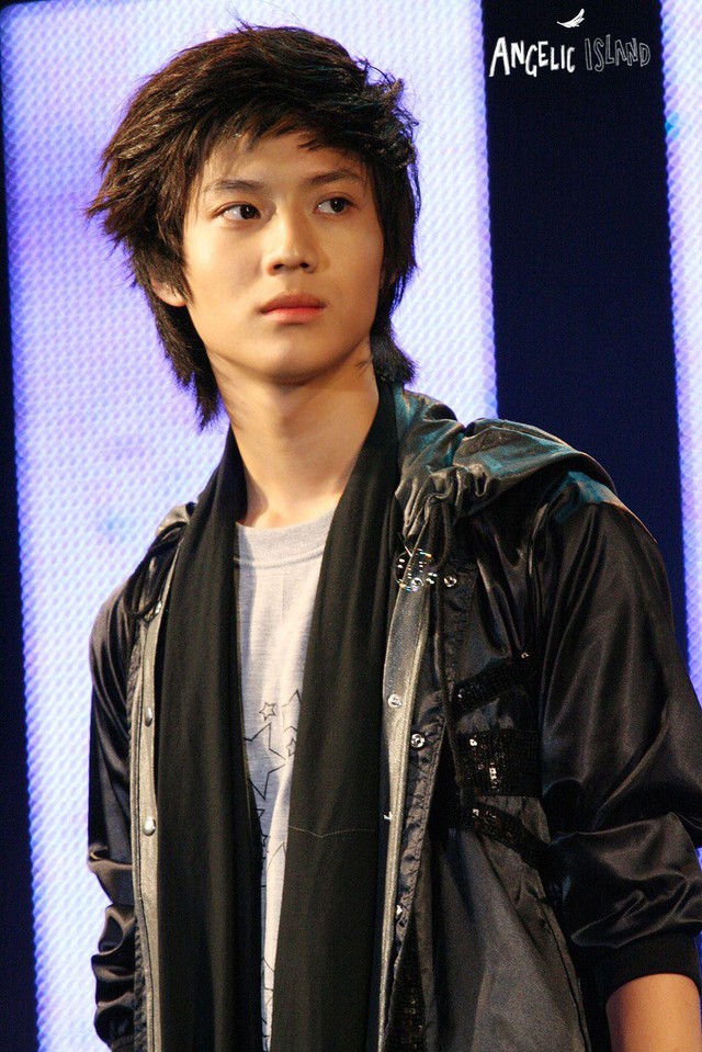 “Vũ thần Kpop” làm nên lịch sử thế giới, hát live - nhảy đỉnh - visual xịn khiến hàng chục nghìn khán giả xin “in tư” gấp - Ảnh 5.