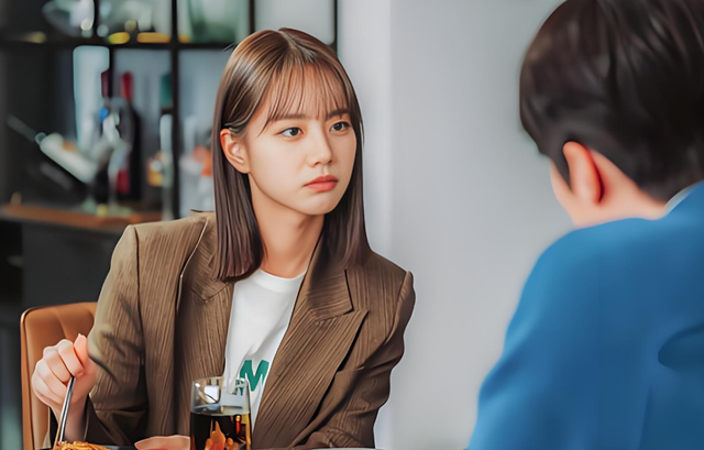 Chị d&acirc;u bảo nếu t&ocirc;i kh&ocirc;ng "biết điều", chị sẵn s&agrave;ng đuổi t&ocirc;i ra khỏi nh&agrave; m&agrave; đố bố mẹ d&aacute;m giữ t&ocirc;i lại! - Ảnh 1.