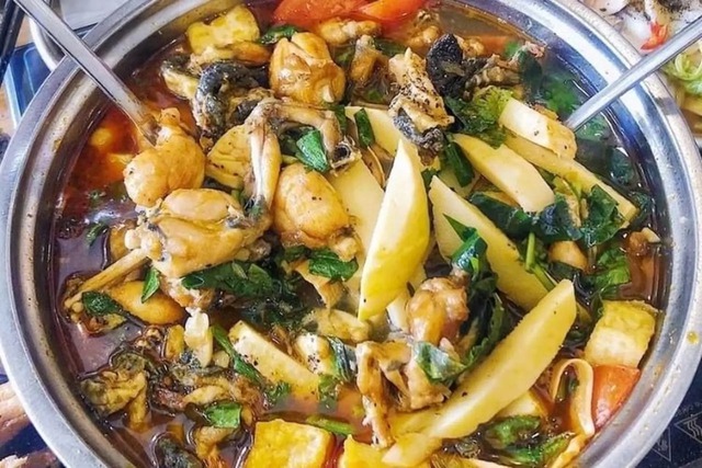 "Sốc nặng" với ch&agrave;ng trai 24 tuổi nhưng 13 năm bị sinh vật sống "gặm nhấm" n&atilde;o, g&acirc;y t&agrave;n tật: Gắp ra ngo&agrave;i c&ograve;n ngoe nguẩy- Ảnh 3.