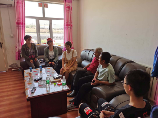 Sau khi chồng qua đời, t&ocirc;i nhận được quyền thừa kế 2 tỷ v&agrave; căn nh&agrave;, nhưng anh trai chồng lại muốn t&ocirc;i &ldquo;biết điều&rdquo; trả lại- Ảnh 1.