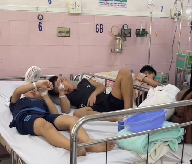 Bữa ăn học đường tại Th&agrave;nh phố Hồ Ch&iacute; Minh: Lỗ hổng từ quy tr&igrave;nh v&agrave; b&agrave;i to&aacute;n tr&aacute;ch nhiệm - Ảnh 4.