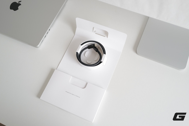 Tr&ecirc;n b&agrave;n Apple Studio Display XDR nano-texture: D&ugrave;ng rồi mới hiểu v&igrave; sao m&agrave;n h&igrave;nh Apple lu&ocirc;n c&oacute; sức h&uacute;t ri&ecirc;ng - Ảnh 4.