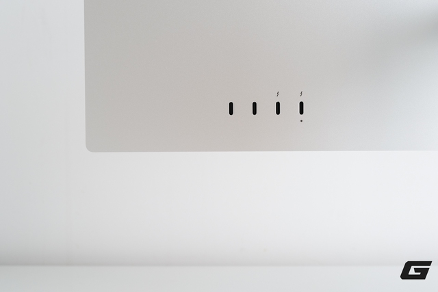 Tr&ecirc;n b&agrave;n Apple Studio Display XDR nano-texture: D&ugrave;ng rồi mới hiểu v&igrave; sao m&agrave;n h&igrave;nh Apple lu&ocirc;n c&oacute; sức h&uacute;t ri&ecirc;ng - Ảnh 29.