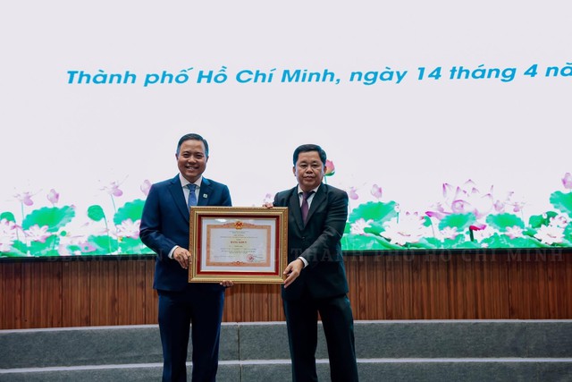 Bệnh viện Ung bướu Thành phố Hồ Chí Minh: 40 năm hành trình “hồi sinh” những mầm sống và vinh quang Huân chương Lao động hạng Nhất - Ảnh 3.