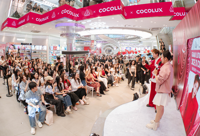 CongB “bùng cháy” tại sự kiện Cocolux x 3CE: Gen Z phủ kín flagship Cocolux - Ảnh 2.
