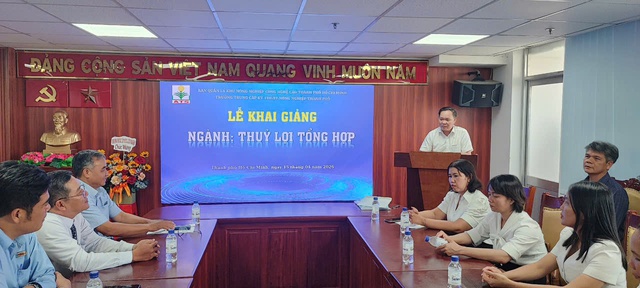 Trường Trung cấp Kỹ thuật N&ocirc;ng nghiệp TP.Hồ Ch&iacute; Minh khai giảng ng&agrave;nh &ldquo;hot&rdquo; Thủy lợi tổng hợp năm 2026 - Ảnh 2.