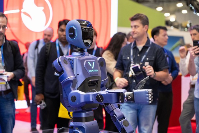 Qualcomm: &ldquo;AI c&oacute; thể tạo ra cơ hội mới cho Việt Nam&rdquo;, hướng tới 2027 ra mắt AI phone c&ugrave;ng Viettel v&agrave; hệ sinh th&aacute;i Make in Vietnam- Ảnh 3.