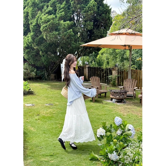 V&aacute;y th&ocirc; trắng ch&iacute;nh l&agrave; &ldquo;chiếc v&aacute;y quốc d&acirc;n&rdquo; h&egrave; 2026, mặc kiểu g&igrave; cũng ra kh&iacute; chất sang xịn- Ảnh 10.