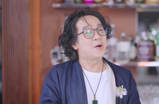 NSƯT Th&agrave;nh Lộc bắt taxi hẹn h&ograve; 1 người: "Trong l&ograve;ng t&ocirc;i n&ocirc;n nao"- Ảnh 1.