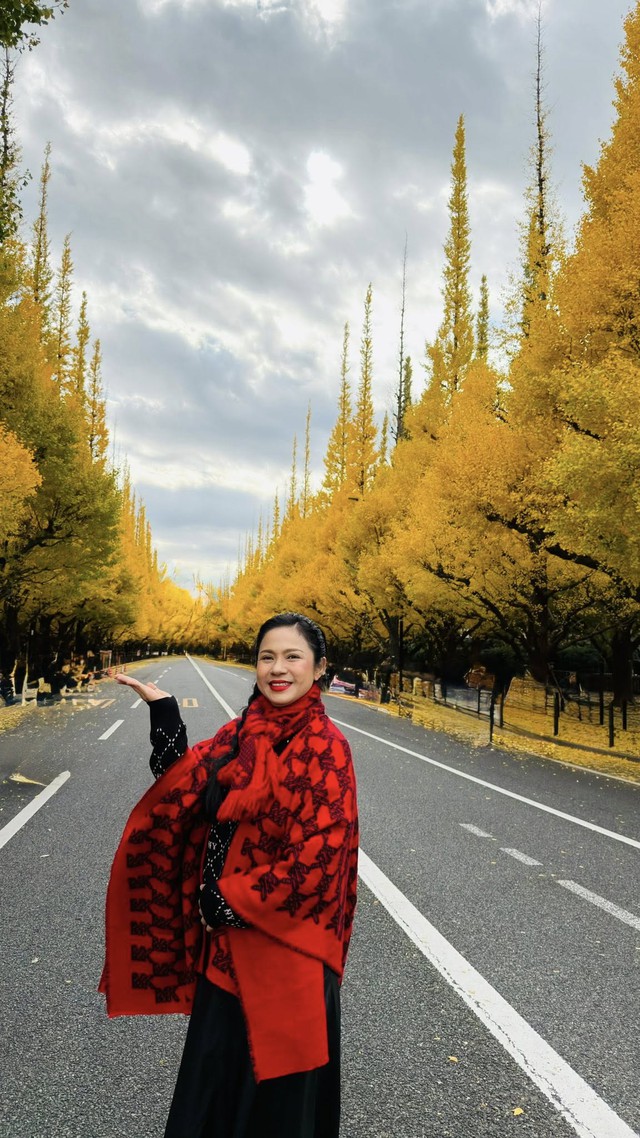 Đệ nhất mỹ nh&acirc;n Việt đ&igrave;nh đ&aacute;m một thời: "Tuổi thơ v&agrave; thanh xu&acirc;n của em đ&atilde; đủ hỷ nộ &aacute;i ố" - Ảnh 2.