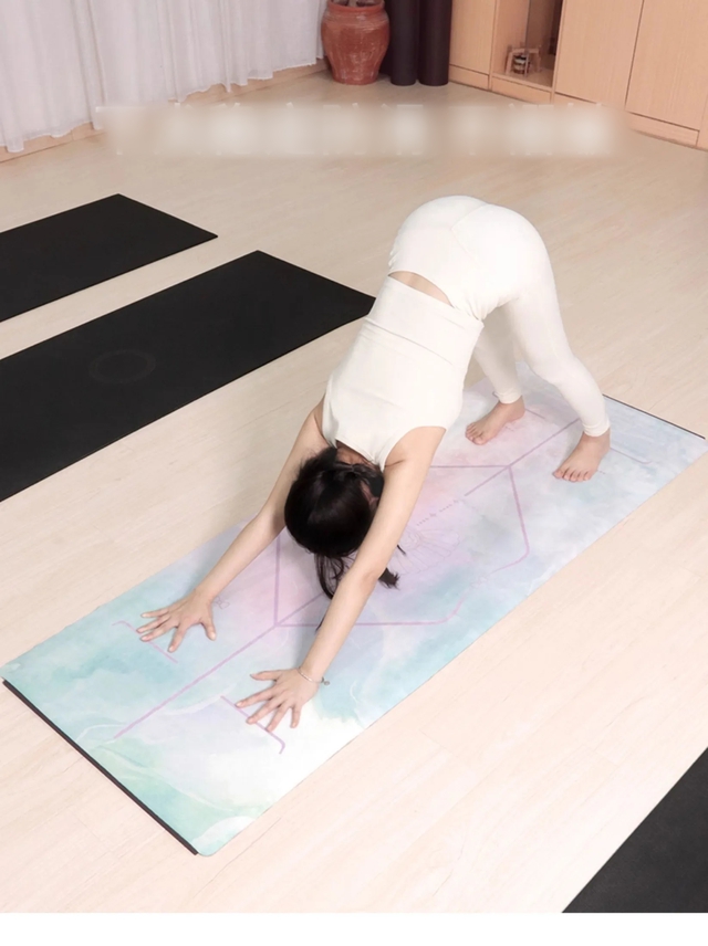 Bụng dưới &ldquo;xổ&rdquo; kh&ocirc;ng chỉ do mỡ: 3 động t&aacute;c đơn giản tại nh&agrave; gi&uacute;p siết lại v&ograve;ng eo từ b&ecirc;n trong - Ảnh 6.