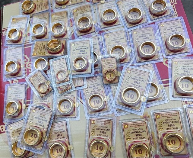 Lời khuy&ecirc;n cho người vừa b&aacute;n v&agrave;ng- Ảnh 1.