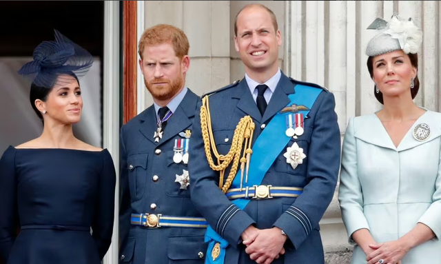 Meghan Markle nhận "tr&aacute;i đắng" tr&ecirc;n đất Mỹ: Cố gắng ph&ocirc; trương nhưng d&acirc;n t&igrave;nh chỉ quan t&acirc;m đến Vương phi Kate?- Ảnh 1.