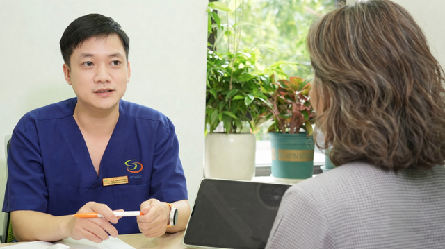 Việt kiều mất ngủ quyết định về Việt Nam khám, 1 tháng nhận kết quả không ngờ - Ảnh 1.